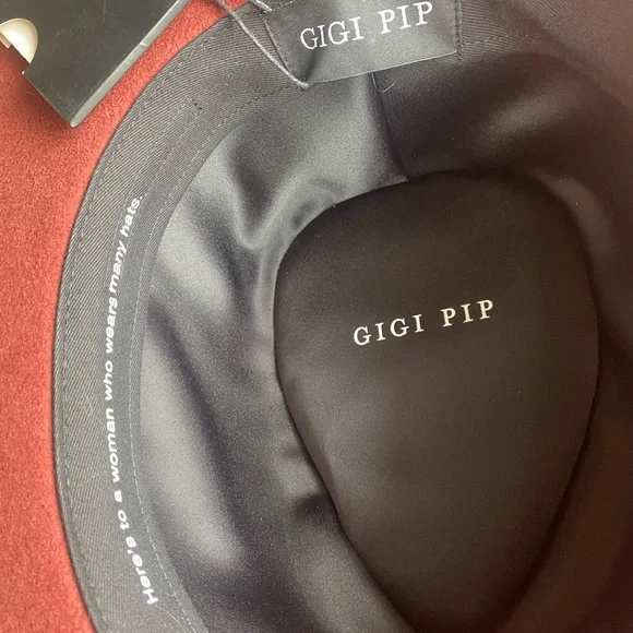 New w/ Tags Gigi Pip Dakota Triangle Crown Hat - Rusty Red - 59 M/L - Picture 7 of 11